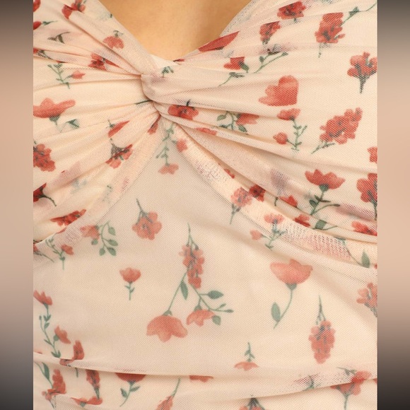 NWT Lulus Halter tie bodysuit - Picture 7 of 7